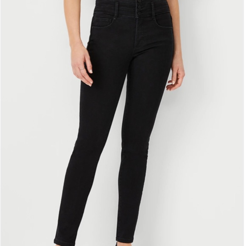 ANN TAYLOR BLACK JEANS